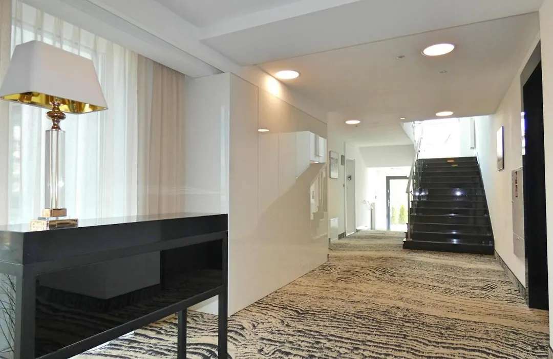 Azure Mare Apartamenty B&M-1